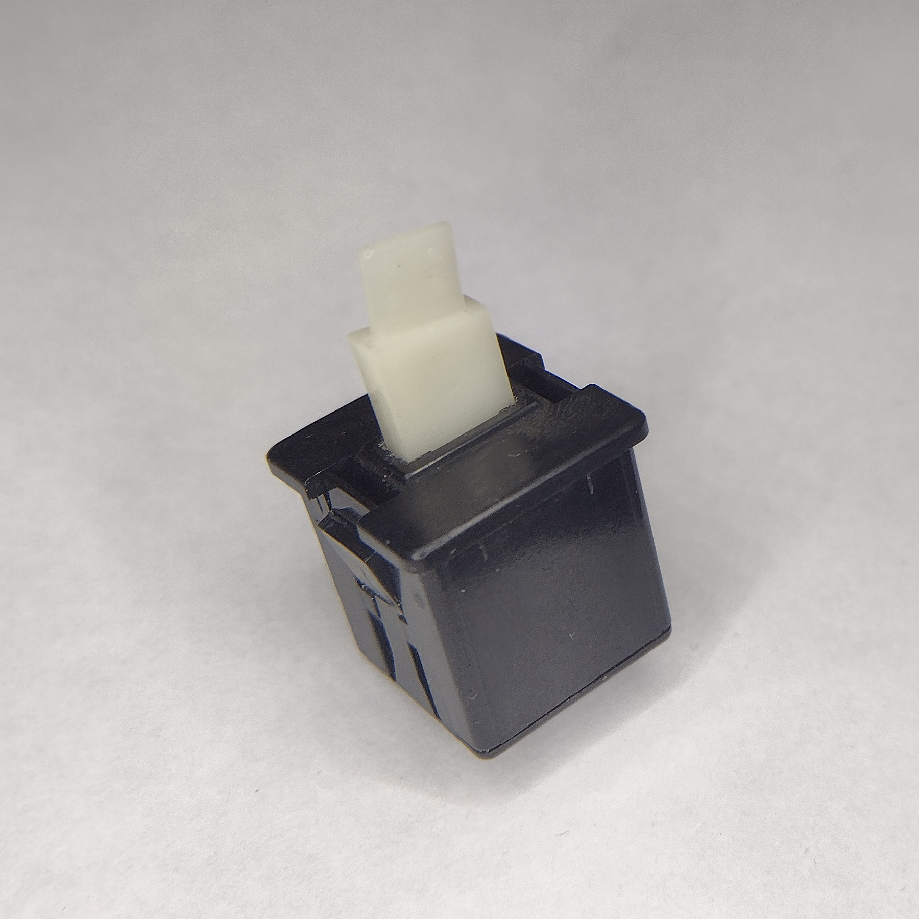 alps_kff_white_slider_bar_mount.jpg
