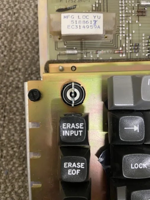 3275-7_beamspring_switch_2_.jpg
